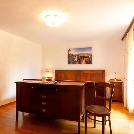 메츠게르비르트 피 헬리 여관