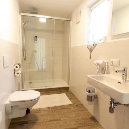 메츠게르비르트 피 헬리 여관