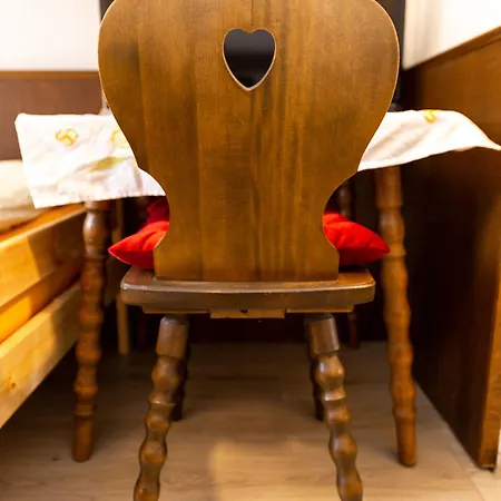 Metzgerwirt Vieh Heli Bad Goisern